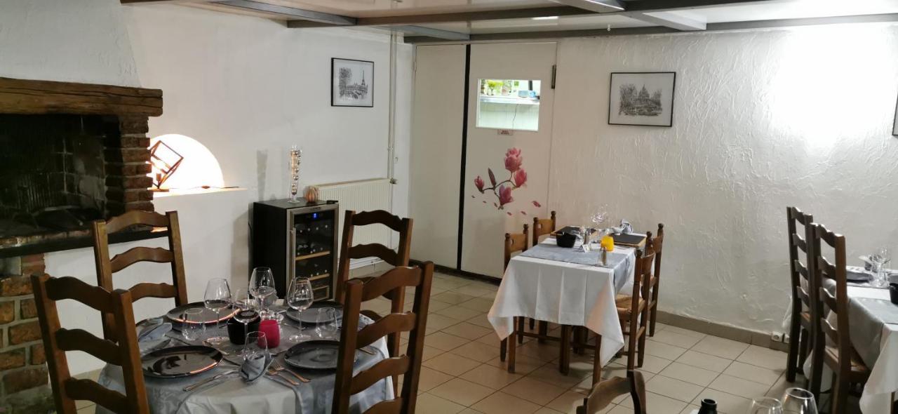 Auberge Du Riou Puget-Rostang Exterior foto