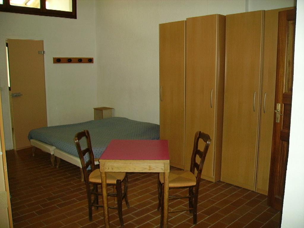 Auberge Du Riou Puget-Rostang Exterior foto